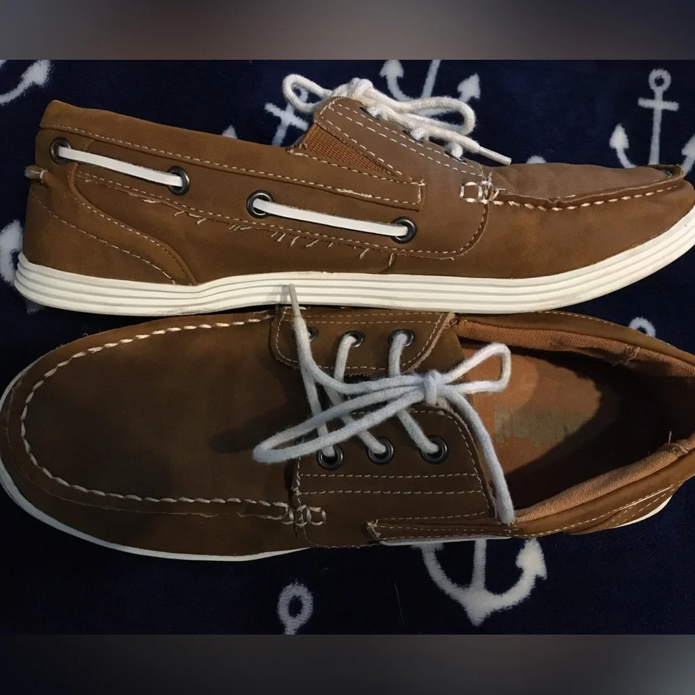 Kenneth Cole Boat Shoes